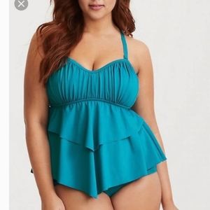 NWOT Torrid (2 Piece) Flounce Tankini & Bottom